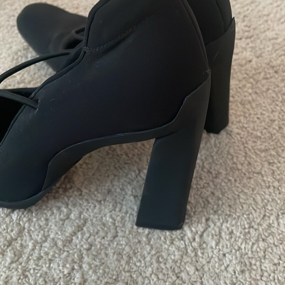 Prada fabric Mary Jane pumps - Picture 7 of 8